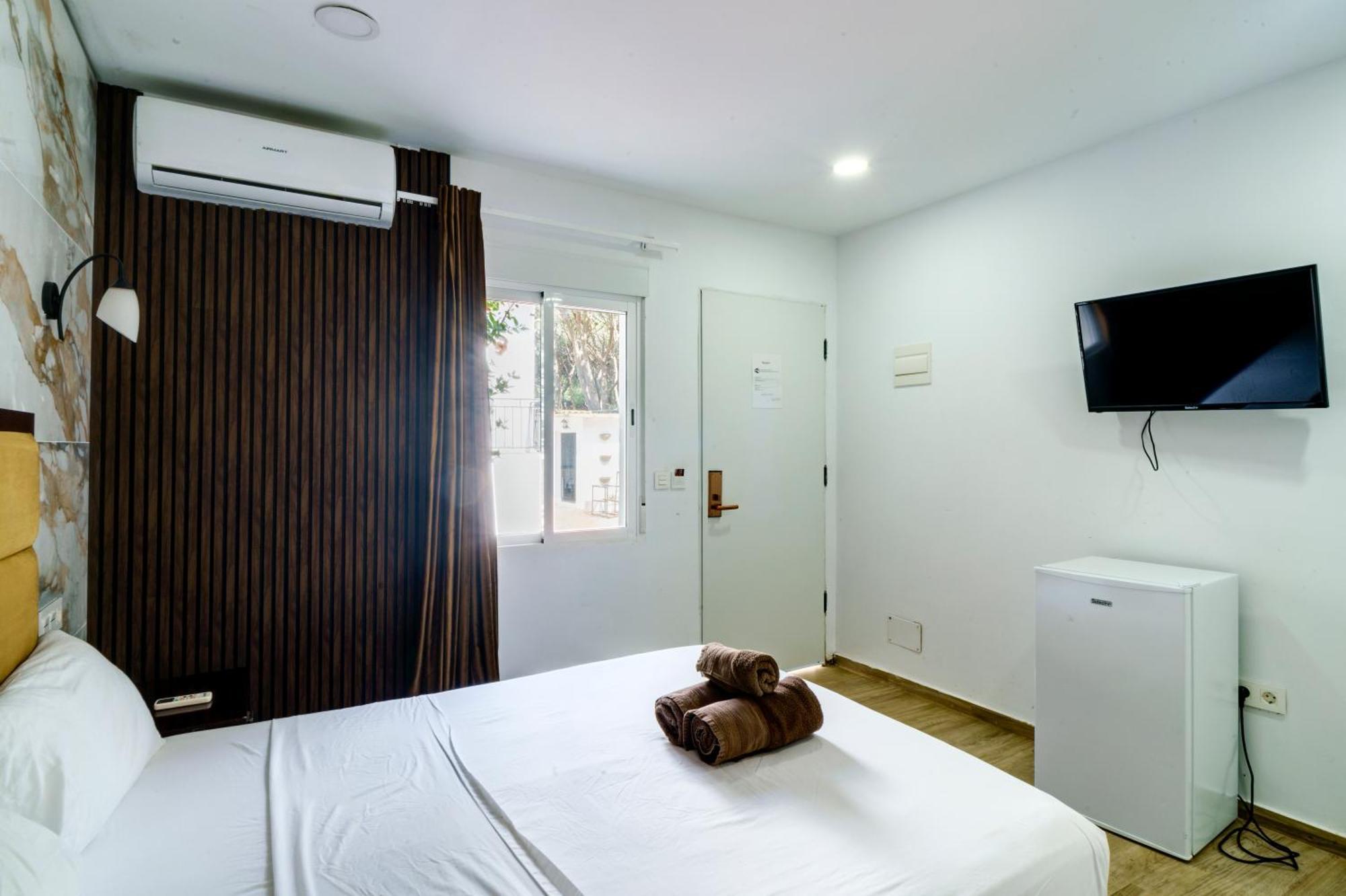 Costa Apartahotel *