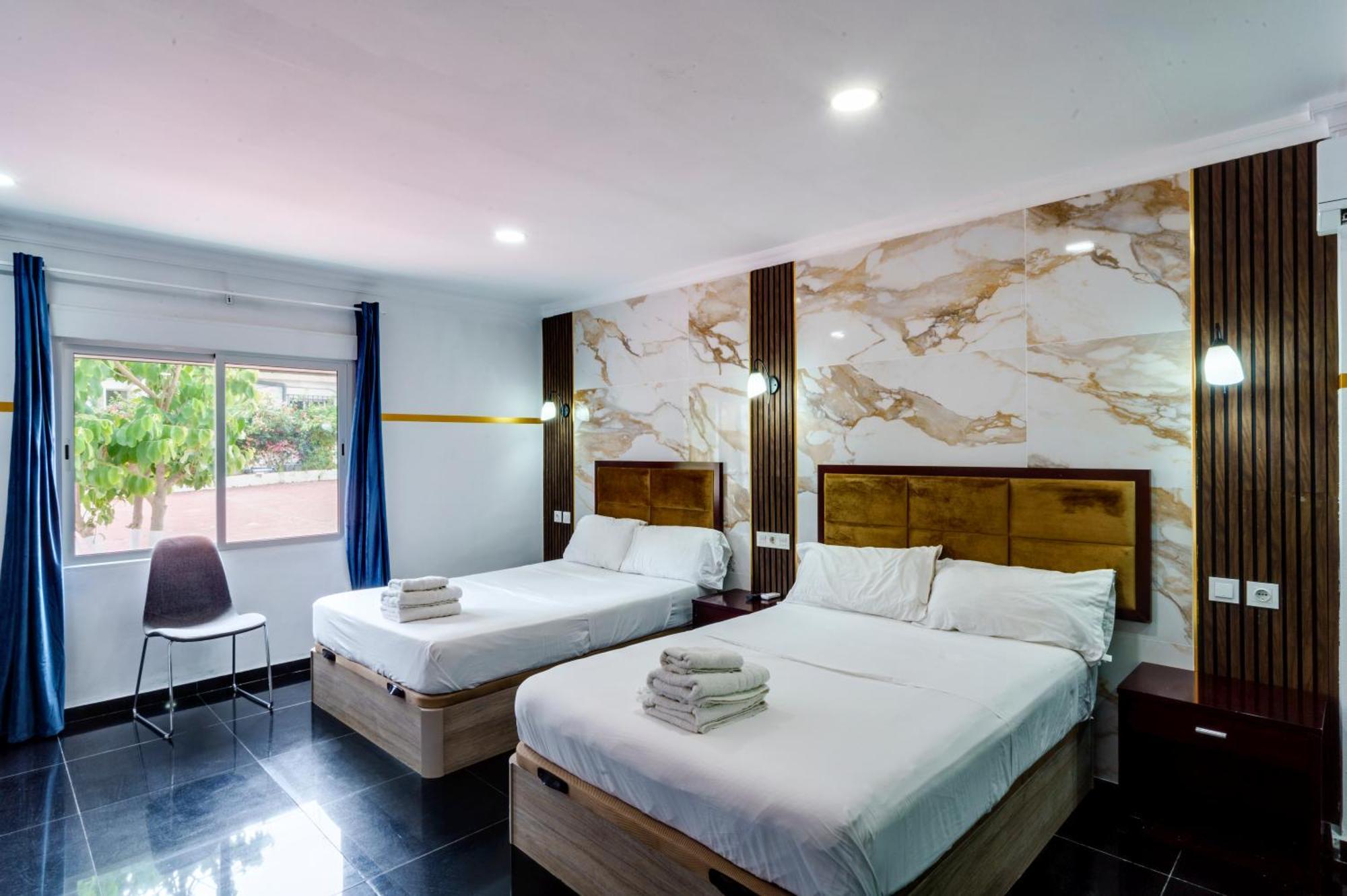 Costa Apartahotel